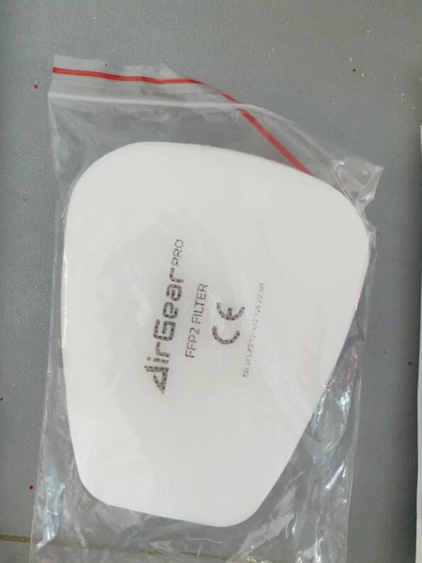 Image #1 de Celine. Bouquine